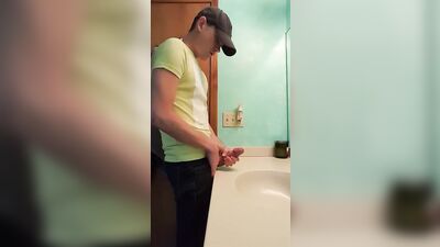 Young Boys Hand-Job Adventure: Exploring Big Cocks & Fun!