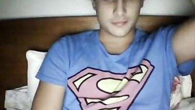 Brazilian Cam Boy: Garoto Brasileiro na punheta - Web-Cam Amateur Solo Gay Porn Video!