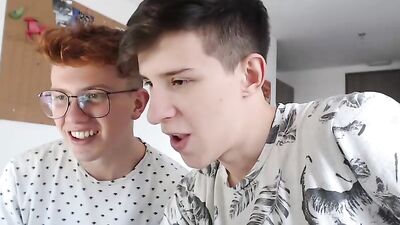 Gay Cam Show: Amateur Ass Play and Oral Action with Supergaroto!