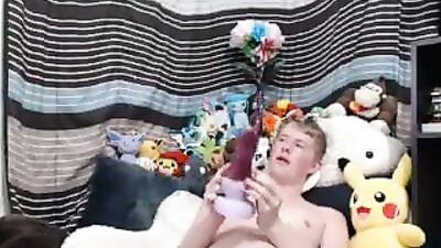 Amateur Ass Play Blond Boys Supergaroto: Webcam Revisited!