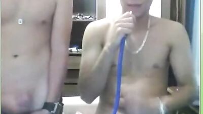 Gay Brazilian Web-Cam Boys: Amigo Reunion