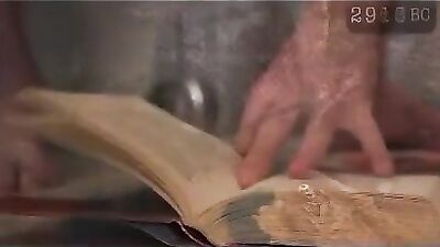 Bareback Fucking in the Bathroom: Steamy Gay Sex Adventure!