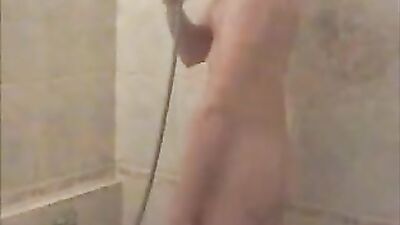 Gay Porn Daddy Bath Time - Amature Father and Step Son Exploring the Steamy Waters of Gay Porn