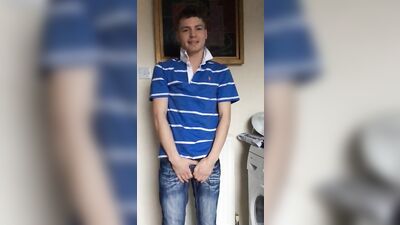 Pissing Jeans - The Ultimate Gay Porn Experience!