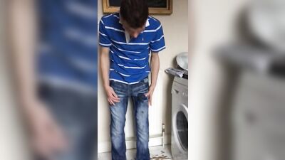 Pissing Jeans - The Ultimate Gay Porn Experience!