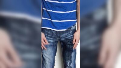 Pissing Jeans - The Ultimate Gay Porn Experience!