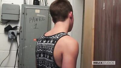 Troy Elliots Bareback Adventure with Blond Boys!