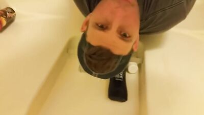 Water Sports Fetish Guys - Terrys Pissing Fantasy