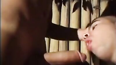 Beulen vorne: Action Ass Play Cum Shots!