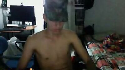 Handsome Amateurs Share Hot Cum Shots and Handjobs in Cam 7964!