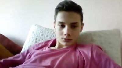 Cumming Web-Cammer Cutie - Amateur Gay Porn Video!