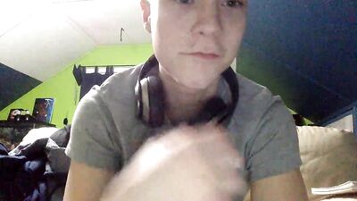 Cumming Amateurs - Handjobs Galore!!