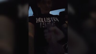Handjob In Car : Amature Handjob Web-Cam
