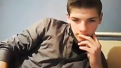 Belgian Cutie Web-Cam Show: Amature Wank & Cum Party!