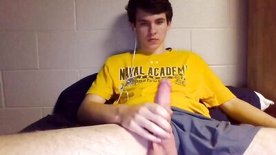 Brostraster 98s Webcam Wank Revealed: A Gay Porn Adventure!