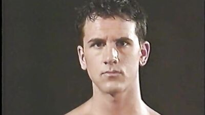 Body Builders Amateur Solo: Unleashing His Muscular Power!