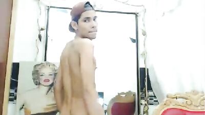 King of the Ghetto: Urban Web-Cam Solo Adventures