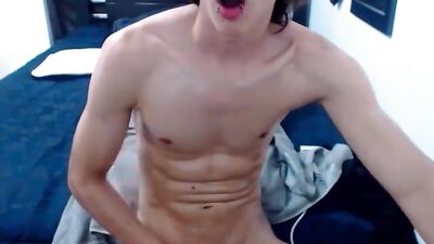 Oiled Up & Cumming Live on Webcam: Boys Body Oil Sex Show!