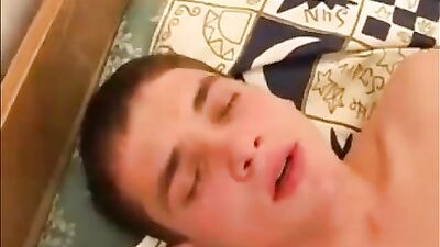 Gay Porn Video: Raging Bareback Pleasure Between Men!