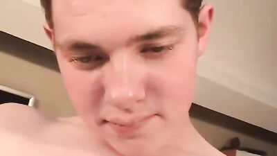 Hands on Amateur Cum Shots Cam8081 - An Explosive Gay Porn Experience!