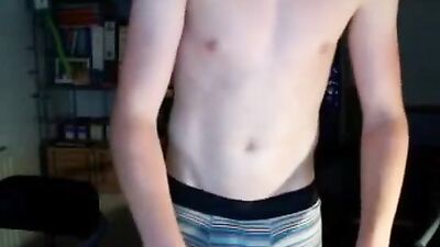 Young Amateurs On Cam: 19yo Boys Exposing Their Bodies For The First Time!