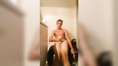 Young Blond Cumshot King: Ultimate Amateur Boy Experience!