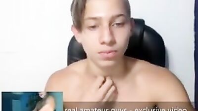 Young Muscle Boys - Sexy Boxer Web-Cam: Unleash Your Wildest Fantasies!