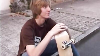 British Skateboarders - Raw Cum Shots!
