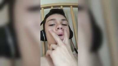 Gay Cam Boys Porn - Straight Gamer Edition