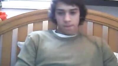 Cam Boy Rip-Off! Gay Amateur Porn Exposed!