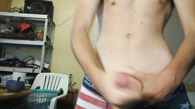 Young Cummer: Teen Bedroom Pleasure