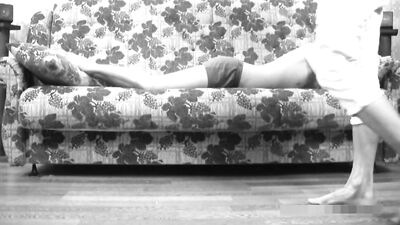 Young & Curious: Teen Pleasures Himself with Ease!