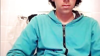 Gay Toilet Cam Twink Wank: The Ultimate Porn Experience