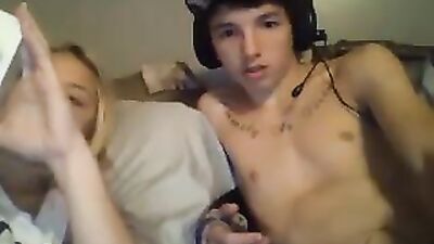 Stoner Amateur Cutie Porn: The Ultimate Wanking Teen Experience!