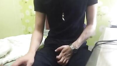 Twink Porn: Having Great Solo Adventures!