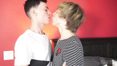 Gay teen horny cuties bareback action - Blond Boys!