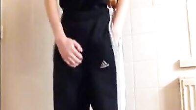 Red Shorts Amateurs: Cum Shots Solo!