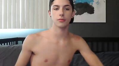 Young & Bareback: Skinny Twink Jerks @Boycams.ca