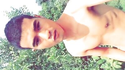 Young Cumshot Dreams: Amateur Handjobs Revealed!