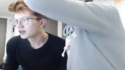 Gay Amateurs Bareback - Cam Ball Games