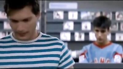 En malas compañías (short Spanish gay theme movie))