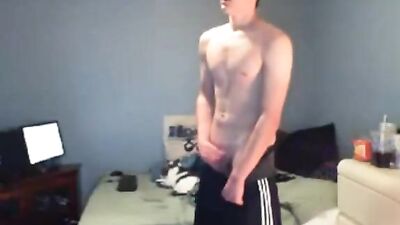 Young Cam Boys Hand Job - Cute Amateur Webcam Cumshot!