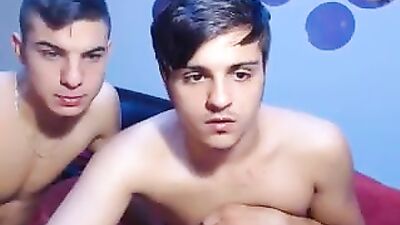 Fucking Aylaloryn: Hardcore Amateur Ass Play with Hot Twinks