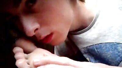 Teen Foot Lover: Dirty Feet Frenzy