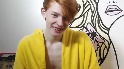 Hot camboy with nice ass