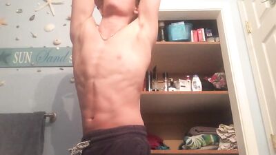 Gay MuscleBoys: Cute #2s Muscular Physique