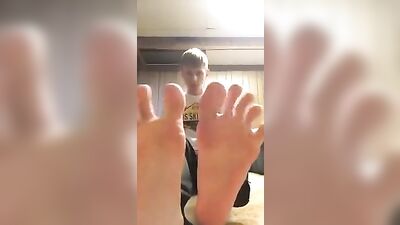 Boys Feet - Exploring Gay Foot Fetish with Passionate Love Making