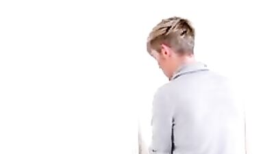 1386 Undie Sniffer - A Gay Porn Adventure