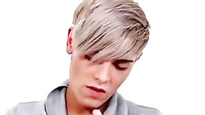 1386 Undie Sniffer - A Gay Porn Adventure