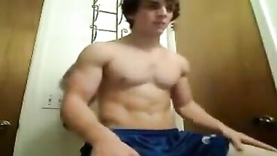 Muscle Twink Jerking in Hardcore Cumshots with Big Dick!